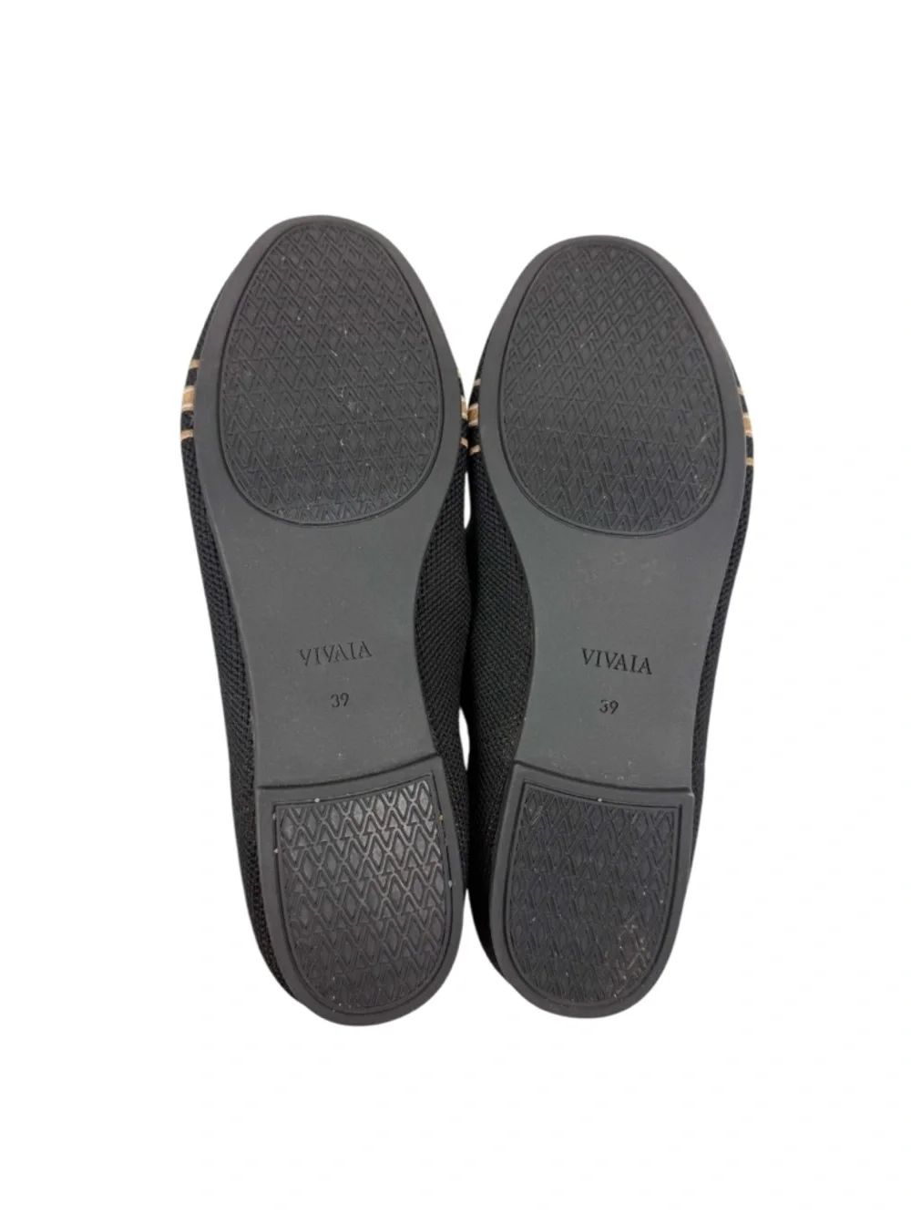 Vivaia Round Toe Embroidered Loafers Audrey Black Horsebit Size 39/ US 8